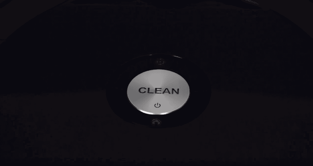 Bouton clean du roomba 696